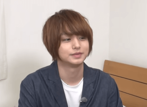 伊野尾慧はハゲを隠すような髪型